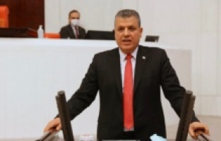 "Cumhuriyet tarihinde ilk kez ekim alanları 20 milyon hektarın altına indi"