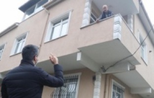 Komşu İletişim Merkezi Kartal’da çalmadık kapı bırakmayacak