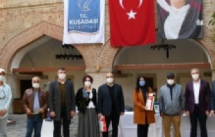 Kuşadası Belediyesi’nden eğitime kesintisiz destek