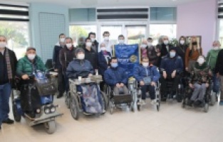 Atakum Belediyesi’nden engelli yurttaşlara diş taraması