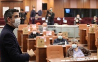 Başkan Gökhan Yüksel, apartman görevlileri ile 500 günlük icraatlarını paylaştı