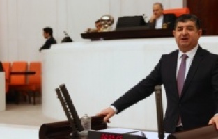 Okul müdürünün tepki çeken paylaşımı Meclis gündeminde