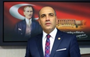 “Yandaşa Gelince Para Çok, Sağlıkçıya Gelince Metelik Yok!”