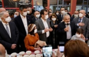 İmamoğlu ve Yüksel, Hızır Orucu’nu Kartal Cemevi’nde Açtı