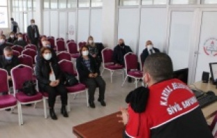 Kartallı muhtarlara afet farkındalık eğitimi