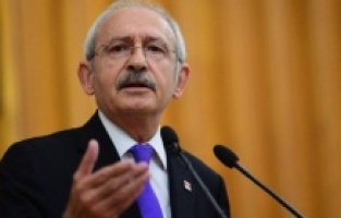 Kılıçdaroğlu: "13 şehit var, güle oynaya kongre yapıyorlar!"