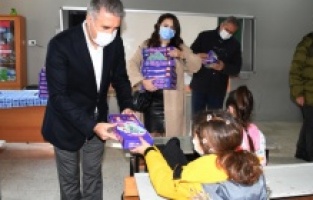 Kuşadası Belediyesi'nden eğitime tam destek