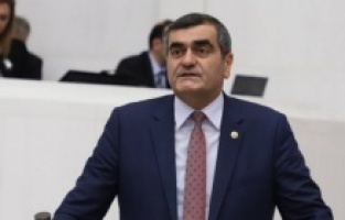 "Pandemi mi? Ekonomik kriz mi? Beyin göçü mü?"