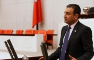 "Sağlıkçılar pandemide atama bekliyor"