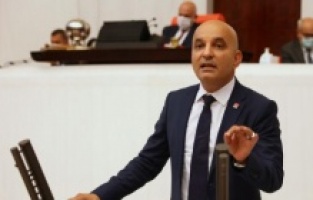 "Valinin depremzedeleri provokatörlükle suçladığı iddia ediliyor"