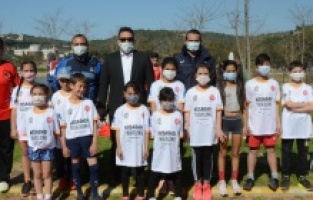 Kuşadası'nın genç atletleri belirlendi
