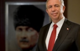 Başkent'te İyilik Hareketi sürüyor: "Esnafa üçüncü nakit yardım"