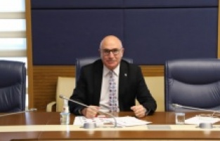 "Bir yanda korona, bir yanda iktidar baskısı!"