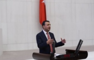 CHP'li Bulut, usulsüz yatay geçişleri Meclis gündemine taşıdı