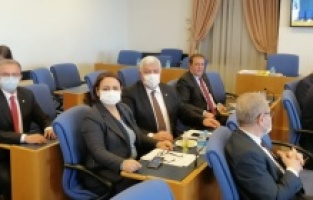 Dr. Şevkin, tapu sorunu yaşayan 11 mahalle için çözüm önerilerini anlattı