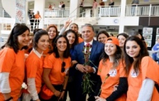 Muratpaşa’da kadın çalışanlar izinli