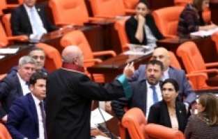 CHP'den avukatların sorunları için komisyon talebi