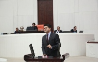 CHP'li Adıgüzel: İnternet fiyatları el yakıyor