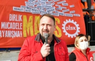 Çiğli'de erken 1 Mayıs coşkusu