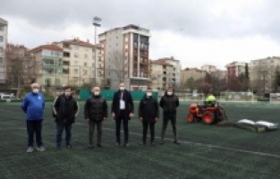 Kartal Belediyesi’nden ilçedeki sahalara bakım ve onarım desteği