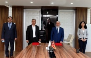 Muratpaşa Belediyesi 20 caminin temizliğini üstlendi