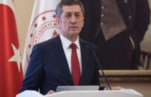 Ziya Selçuk'tan yüz yüze sınavlar hakkıında açıklama