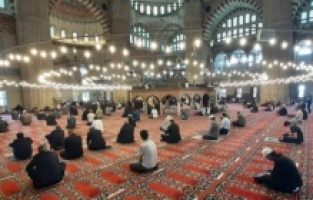 Diyanet'ten bayram namazı açıklaması