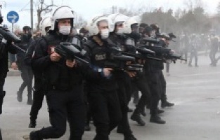 Emniyet'in kayıt yasağı genelgesi mahkemeye taşınıyor