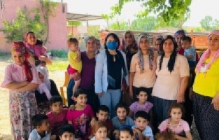 Yüreğir'de kadınlar haykırdı: “Okul yok, internet yok, tablet zaten yok!”