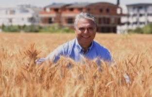 Muratpaşa tarlasından sofraya