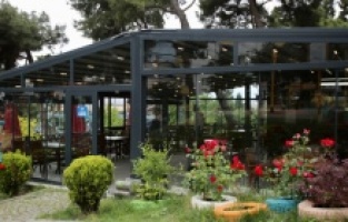 Küçükçekmece'de sosyal tesisler misafirlerini bekliyor