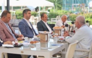 Başkan Yüksel, esnaf odaları başkanları ile bir araya geldi