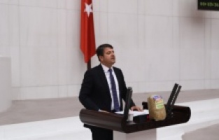 CHP'li Tutdere'den tütüne hapis cezasına tepki