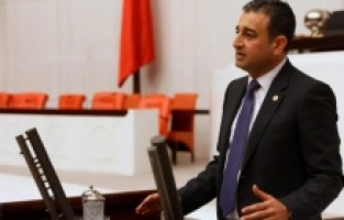 "Erdoğan 5'li çeteyi doyurmaktan vatandaşı unutmuş"