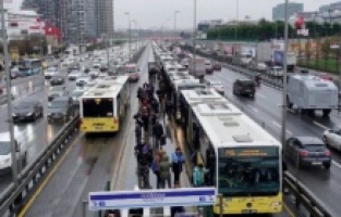 İBB'den 100 metrobüs alımı için ihale