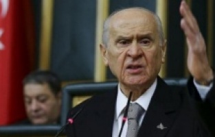 Bahçeli'den Kıbrıs'a "Külliye" desteği