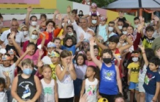 Başkan Uysal, Teneffüs Park’ta çocuklarla eğlendi