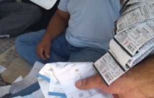 "Faturaları cami avlusuna bıraktılar"