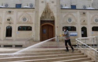 Kartal'da bayram temizliği