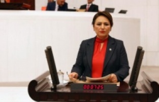 “Tıp Fakültesi’ne giren 60 öğrencinin 55’i yabancı!”