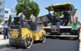 Zeydan Karalar’ın asfalt kararlılığı sürüyor