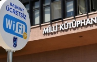 Mansur Yavaş sözünü tuttu, Başkent meydanları ücretsiz internete kavuştu