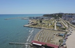 Adana'da Büyükşehir çalışıyor Karataş’ın asırlık sorunları çözülüyor