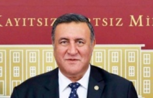 “Genç doktorlar da yurt dışına yöneliyor”