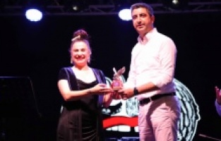 Kartal’da ‘Zafer ve Barış Haftası’nın İkinci Gününde Ceylan Ertem Rüzgarı Esti