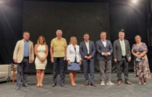 Kuşadası'nda Türkiye gündemi konuşuldu