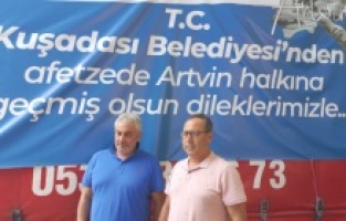 Kuşadası'ndan çıkan yardım kamyonu Arhavi'ye ulaştı