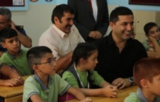 Kuşadası Belediyesi'nden eğitime kesintisiz destek