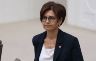 "Bu bütçe, toplanan verginin bir avuç tefeciye verildiği bir bütçe!"