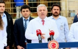 CHP'li Arık'tan 36 saat nöbet isyanı